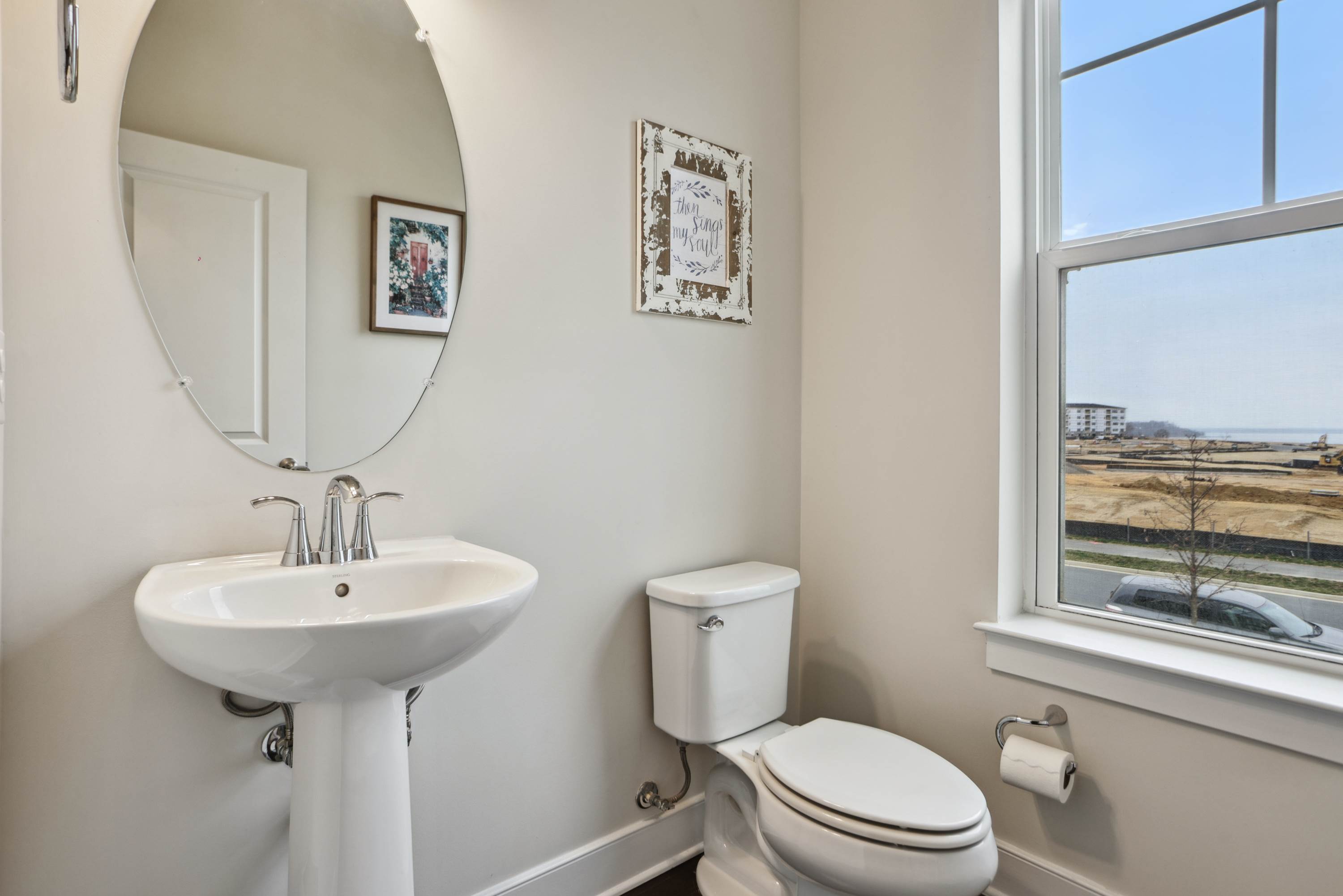 1706 Hawks View Dr, Dumfries, VA 22026