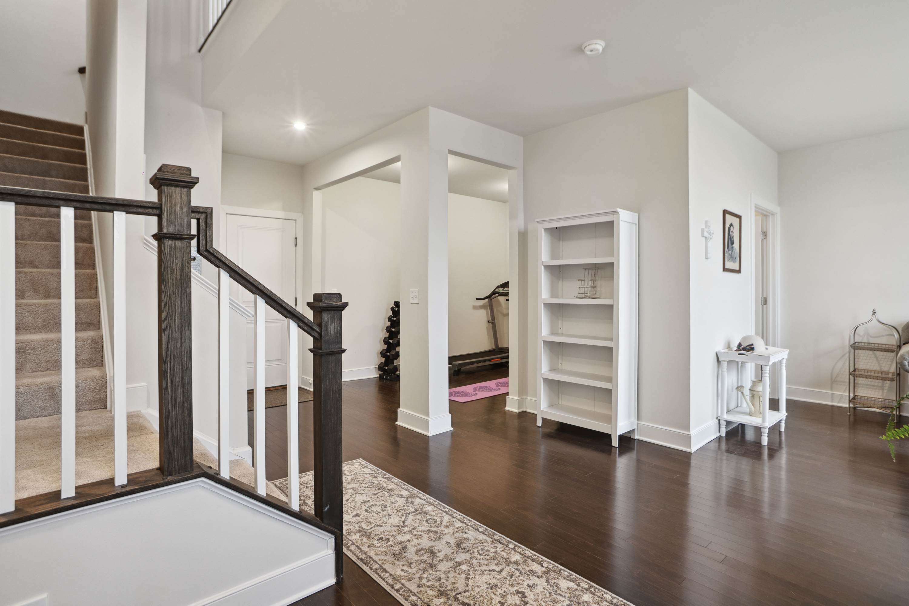 1706 Hawks View Dr, Dumfries, VA 22026