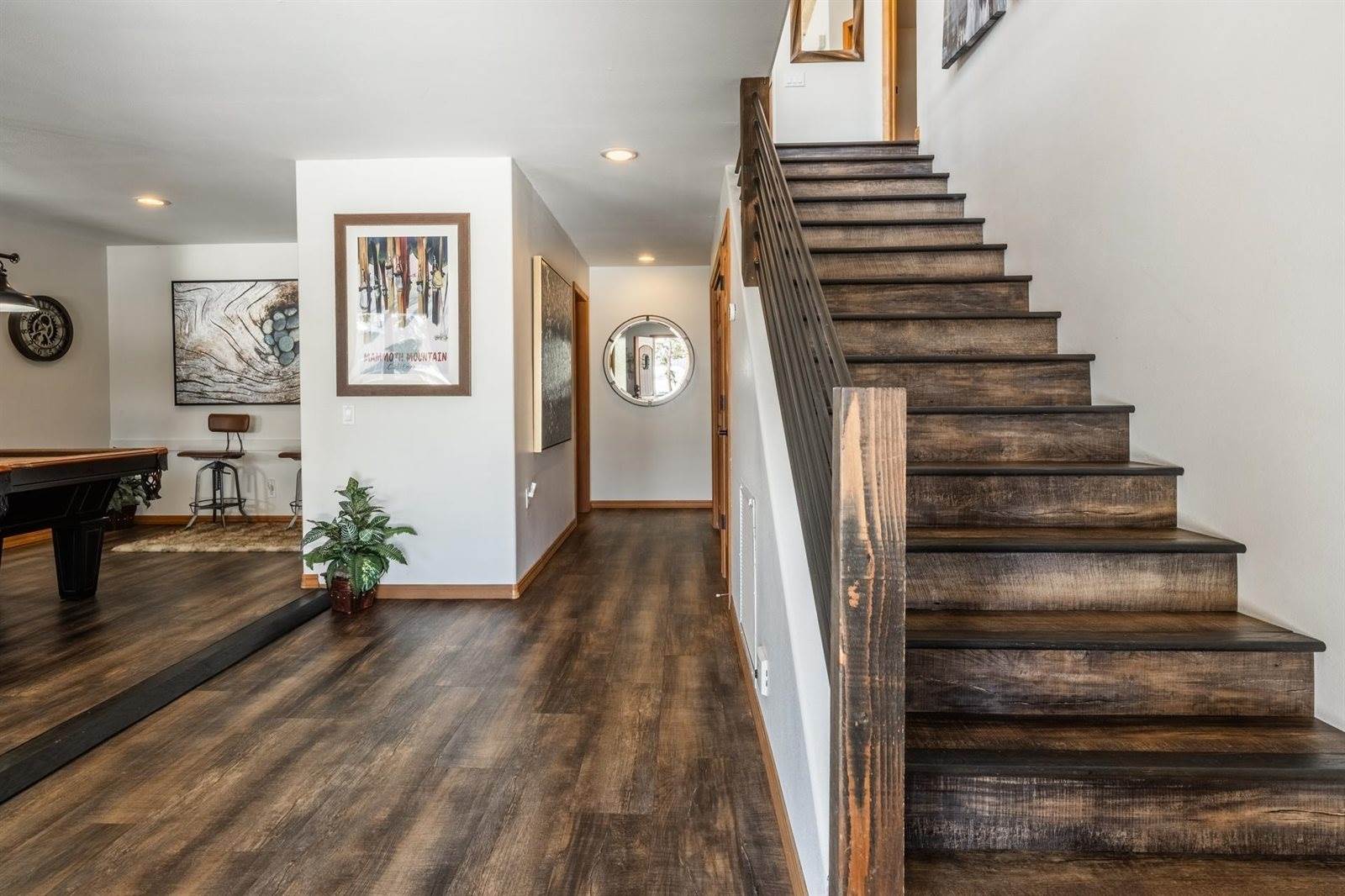 27 Jahan Drive, Mammoth Lakes, CA 93546