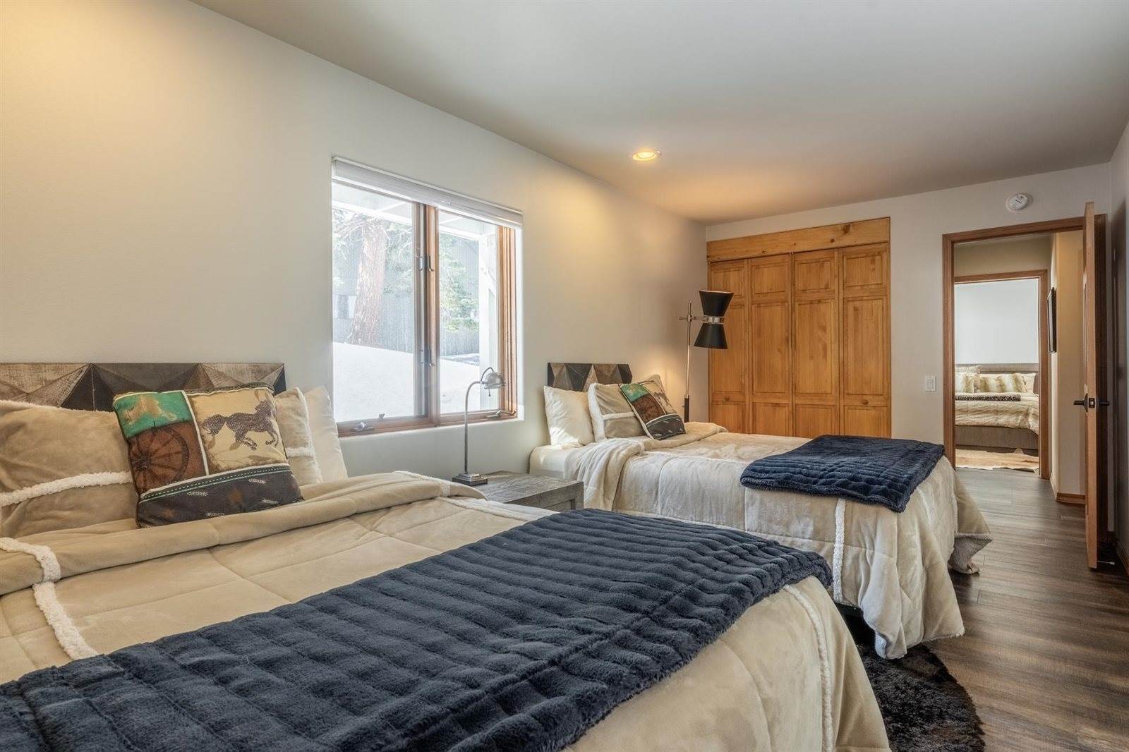 27 Jahan Drive, Mammoth Lakes, CA 93546