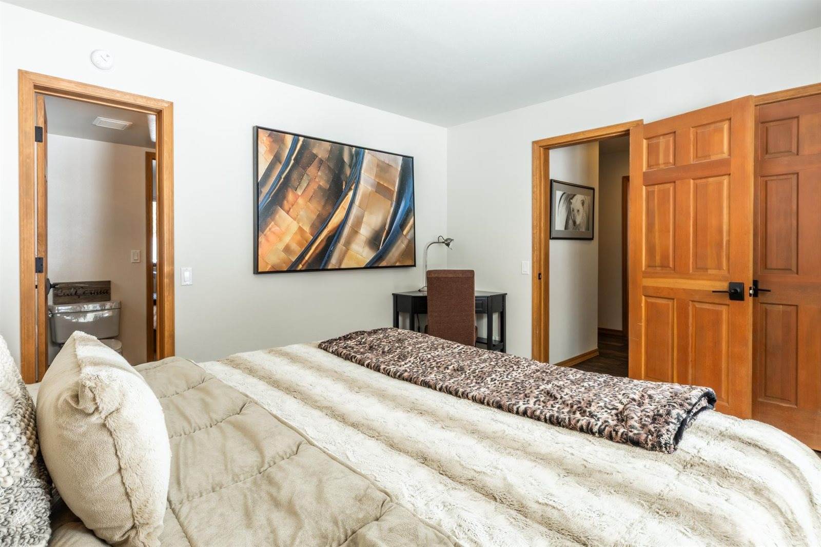 27 Jahan Drive, Mammoth Lakes, CA 93546