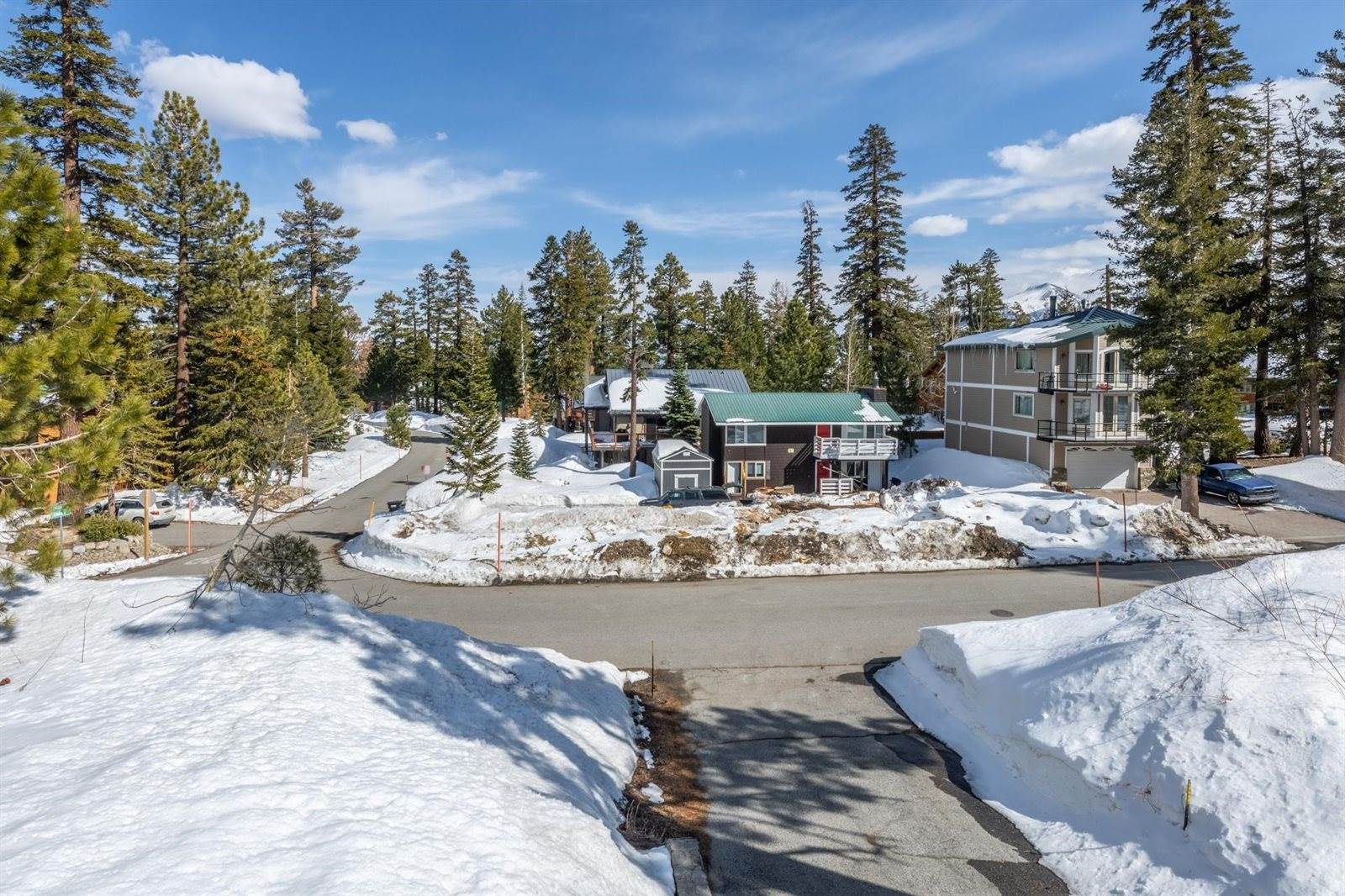 27 Jahan Drive, Mammoth Lakes, CA 93546