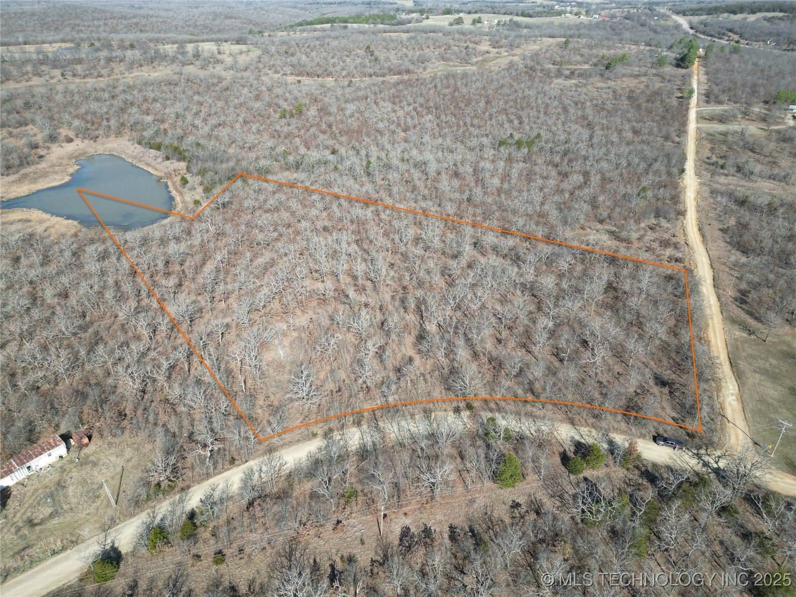 8541 Oak Ridge Road, Stuart, OK 74570