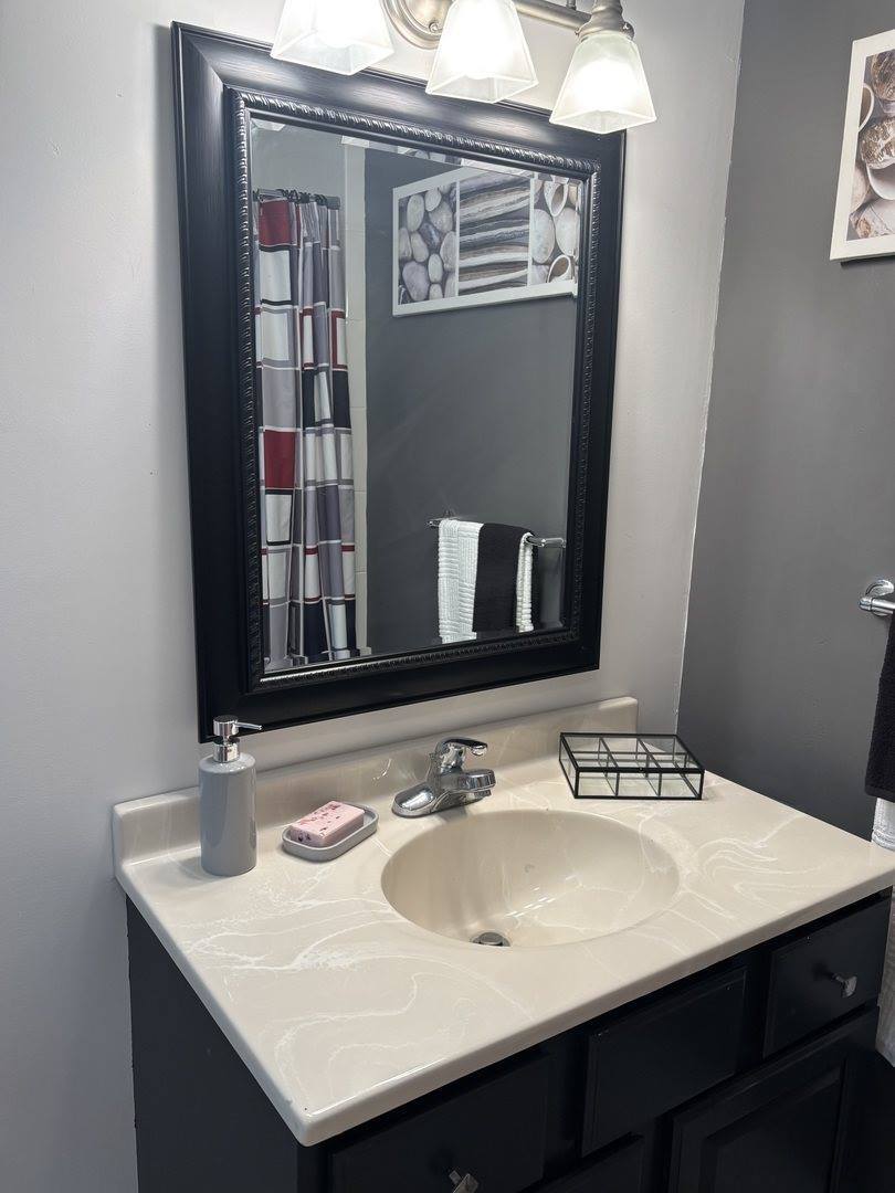 2077 Browns Mill Road, Freeport, IL 61032