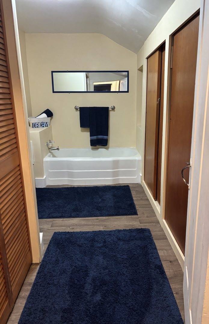 2077 Browns Mill Road, Freeport, IL 61032