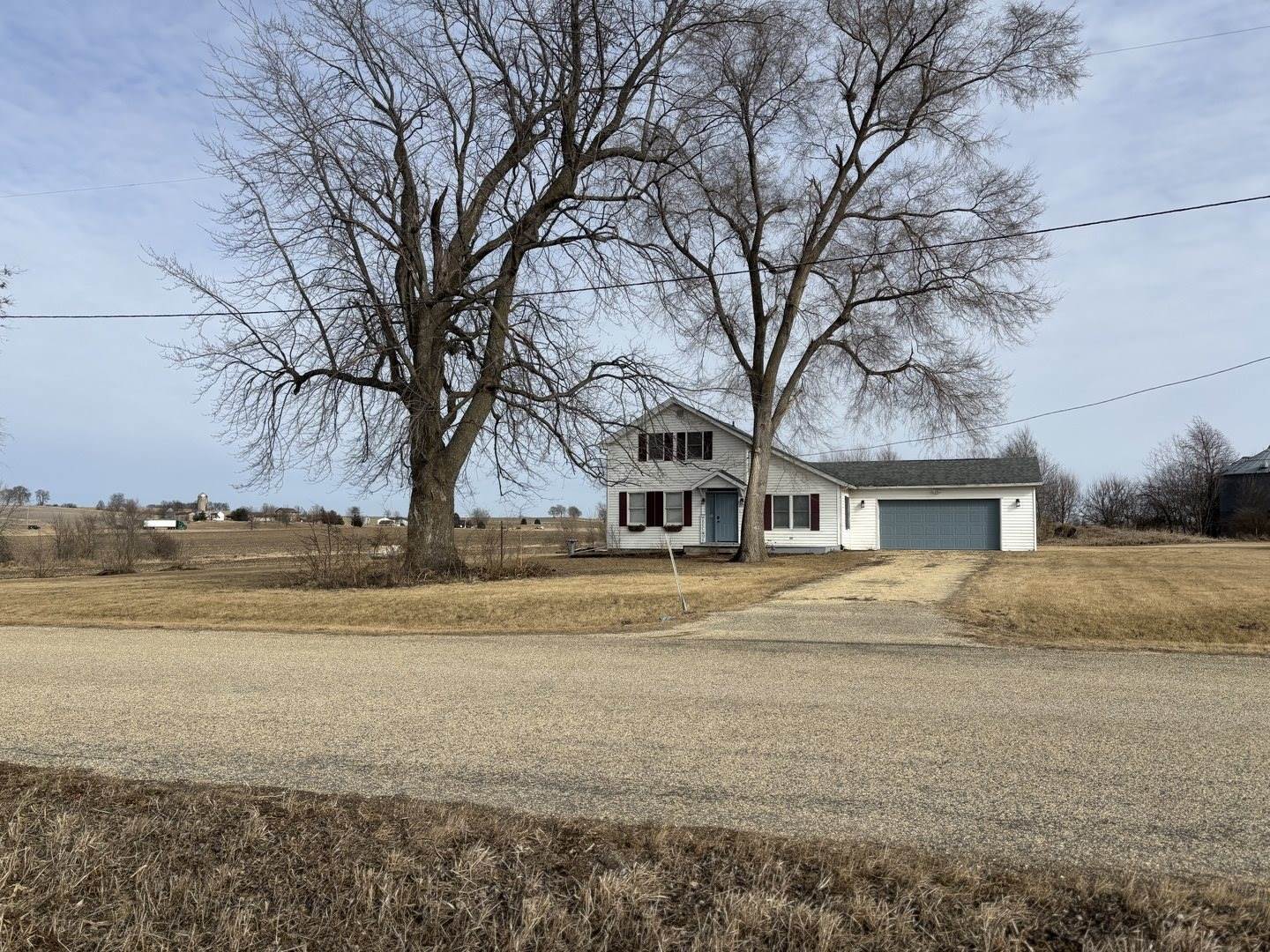 2077 Browns Mill Road, Freeport, IL 61032