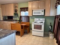 2077 Browns Mill Road, Freeport, IL 61032