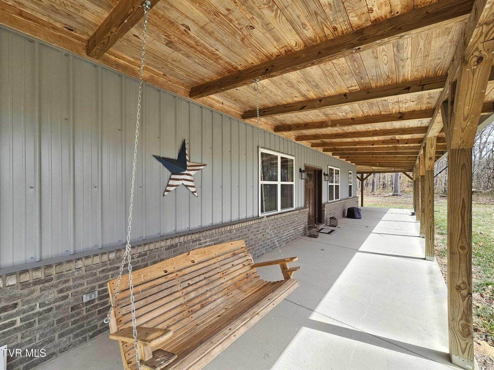 1000 Flatwoods Road, Mosheim, TN 37818