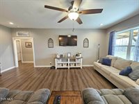 1000 Flatwoods Road, Mosheim, TN 37818