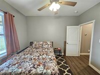 1000 Flatwoods Road, Mosheim, TN 37818