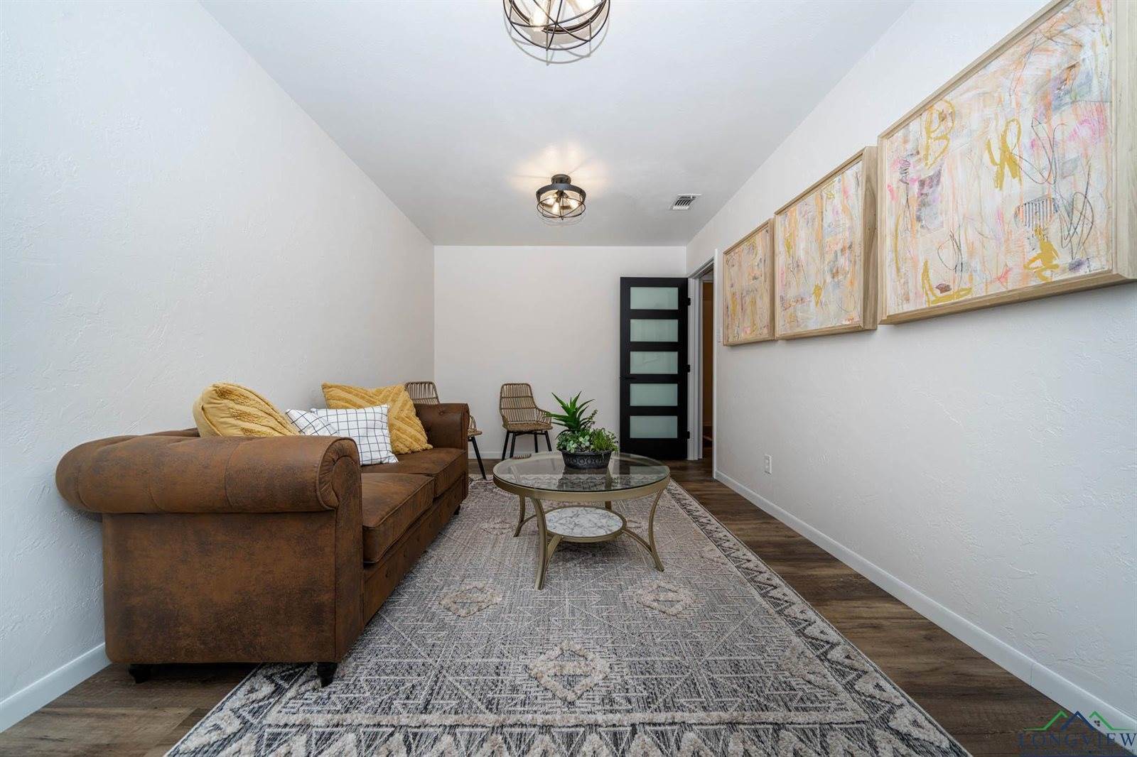 117 S Montgomery, Gilmer, TX 75644