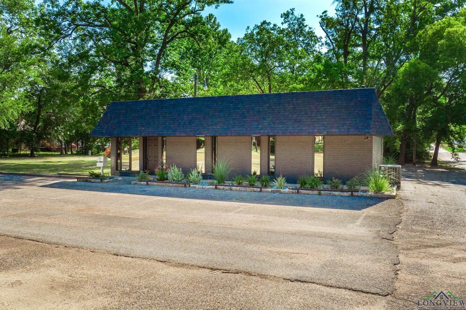 117 S Montgomery, Gilmer, TX 75644