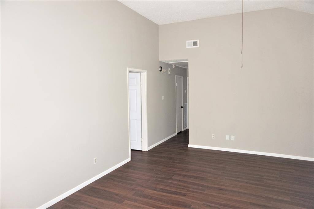 8014 Bluejay Twin Circle, Humble, TX 77396