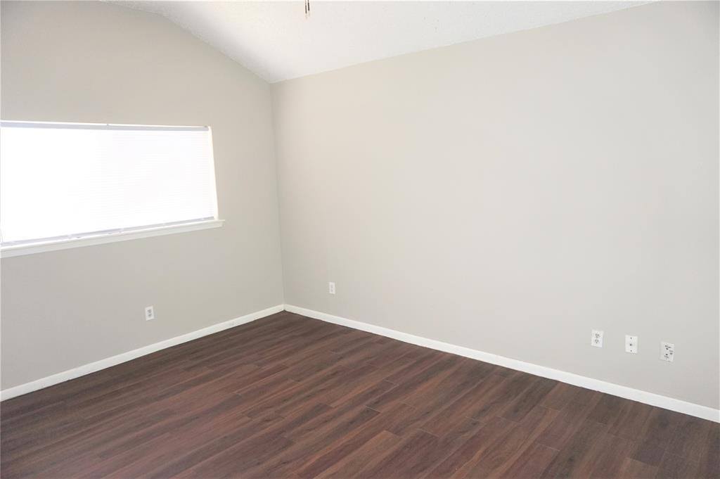 8014 Bluejay Twin Circle, Humble, TX 77396