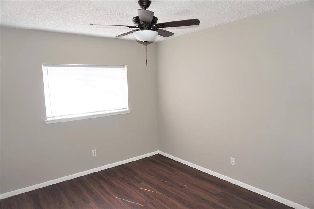 8014 Bluejay Twin Circle, Humble, TX 77396