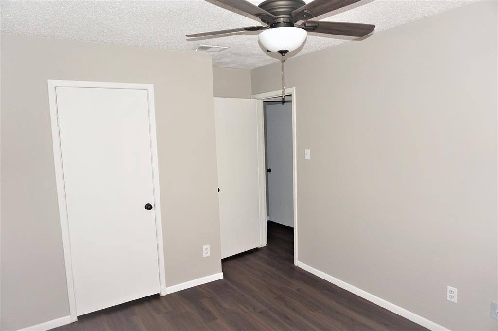 8014 Bluejay Twin Circle, Humble, TX 77396