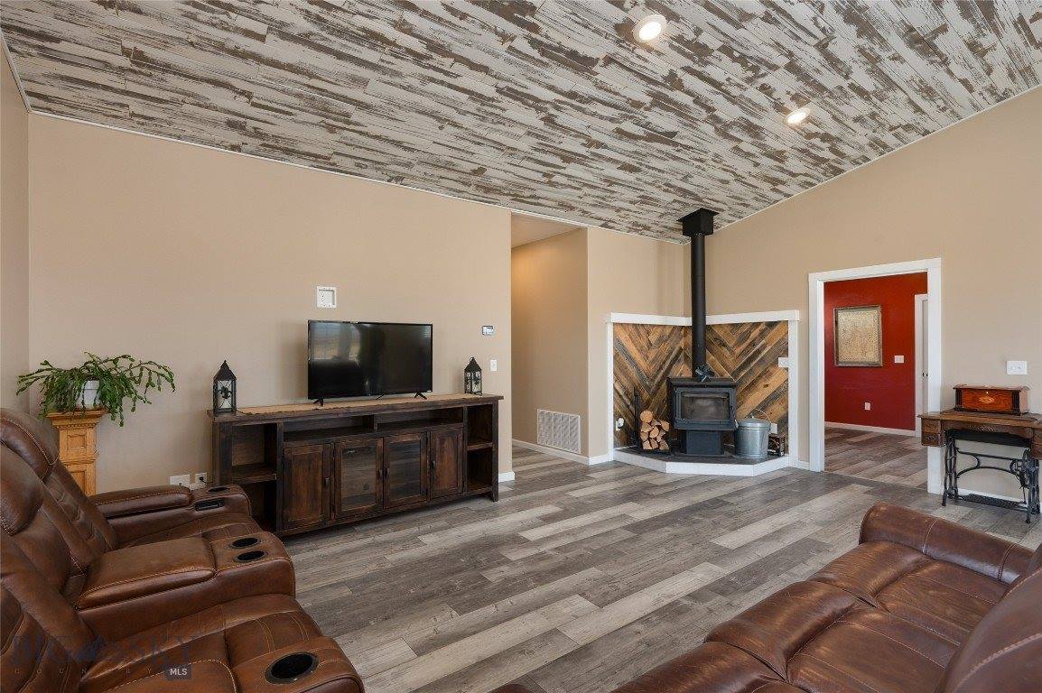 6 Flagstone Court, Sheridan, MT 59749