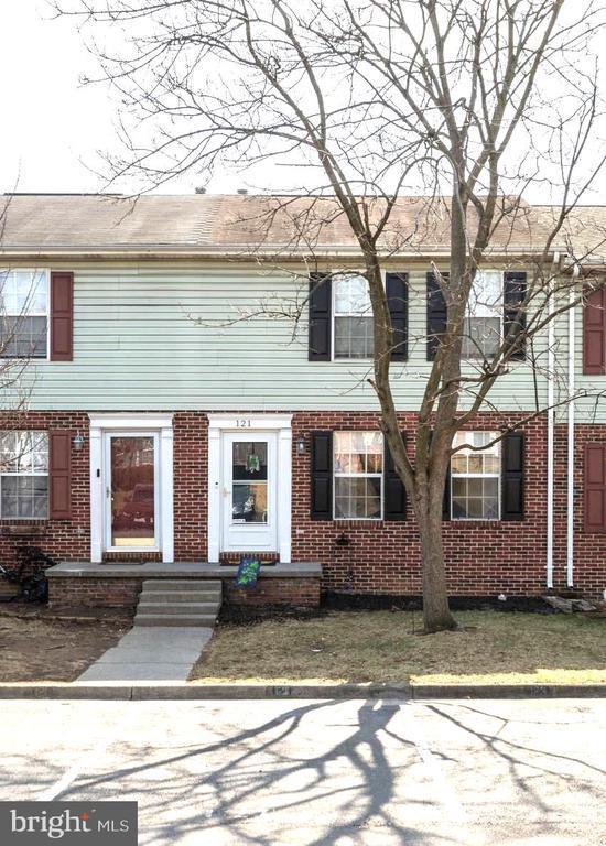 121 Parkside Drive, Winchester, VA 22602