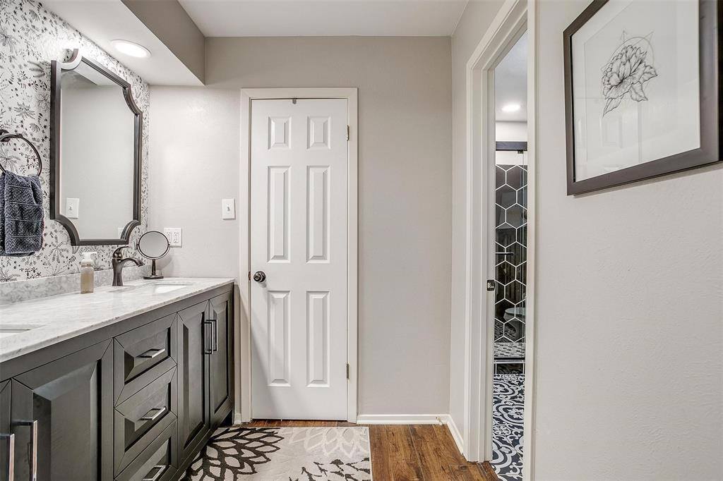 816 Lake Crest Parkway, Azle, TX 76020