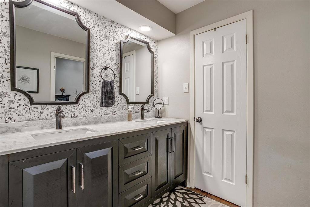 816 Lake Crest Parkway, Azle, TX 76020