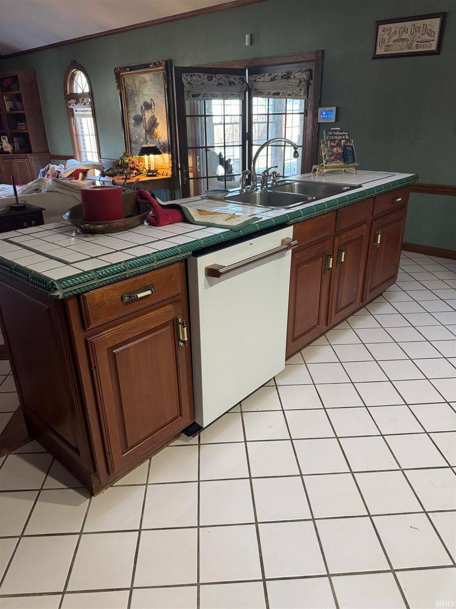 2308 E Gum Street, Evansville, IN 47714