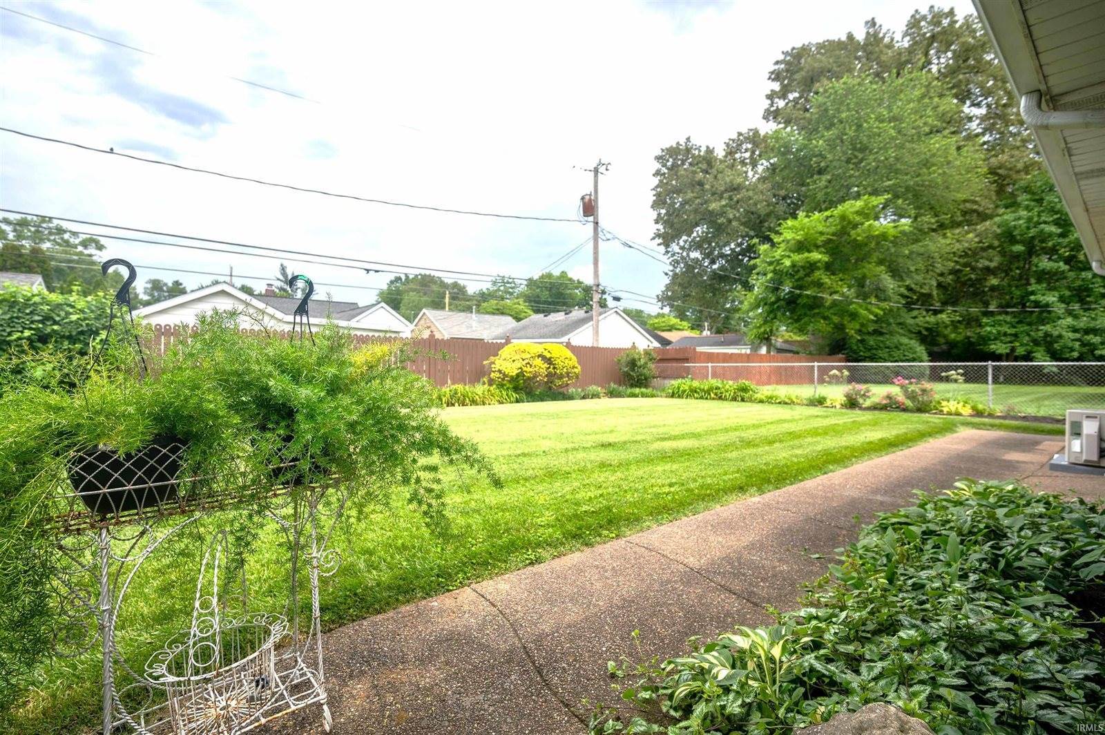 2308 E Gum Street, Evansville, IN 47714