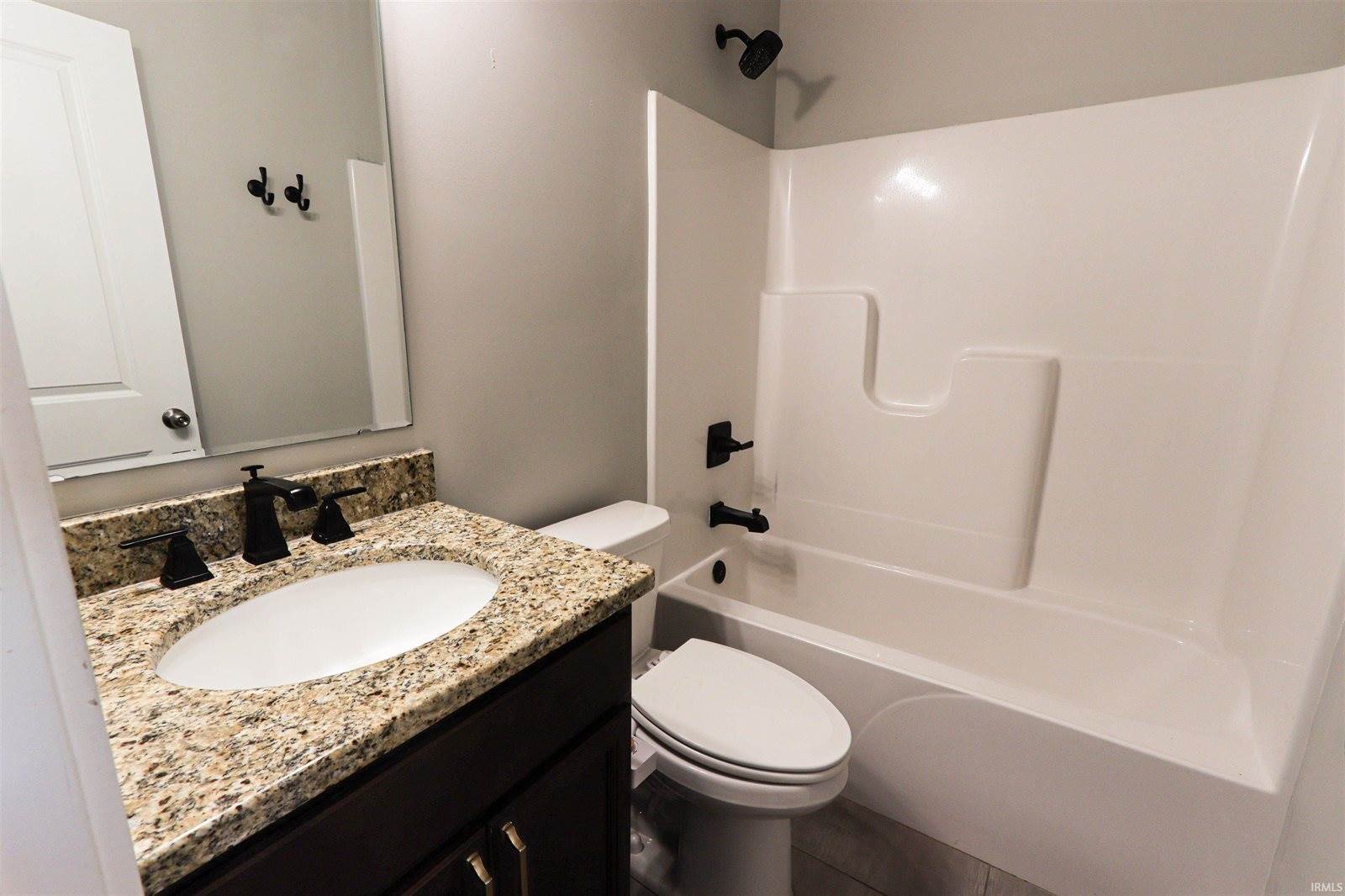 3088 Ashdon Drive, Newburgh, IN 47630
