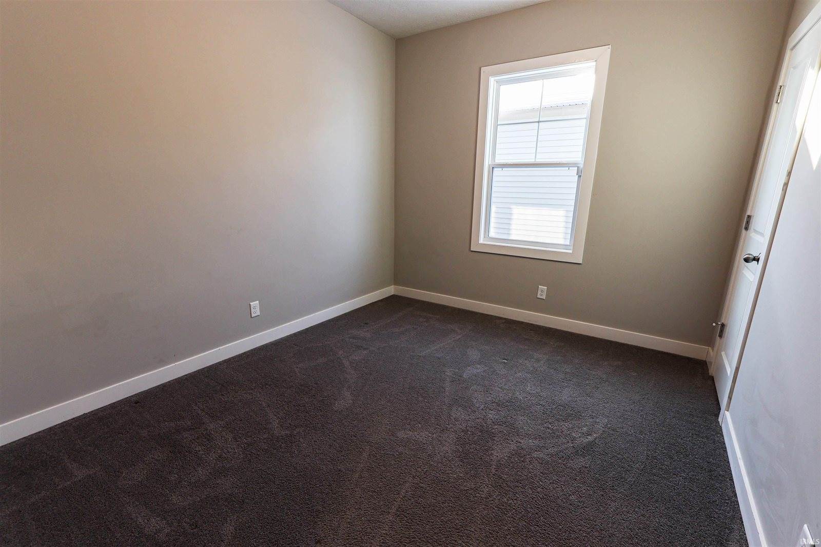 3088 Ashdon Drive, Newburgh, IN 47630