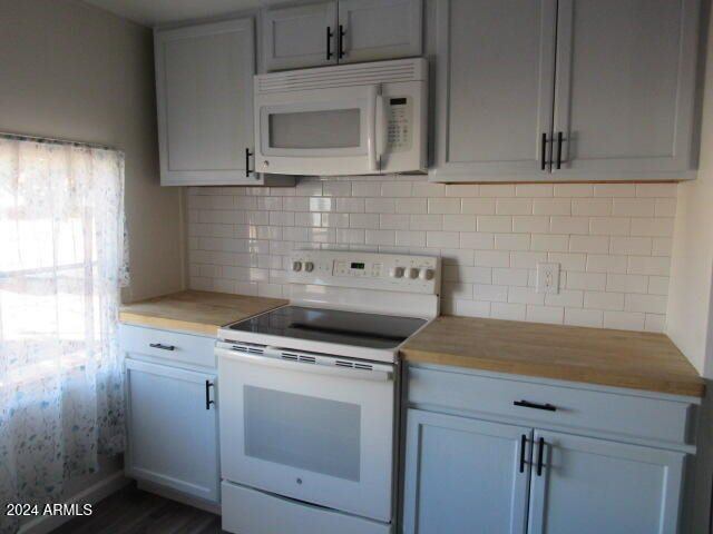 3411 South Camino Seco --, #401, Tucson, AZ 85730