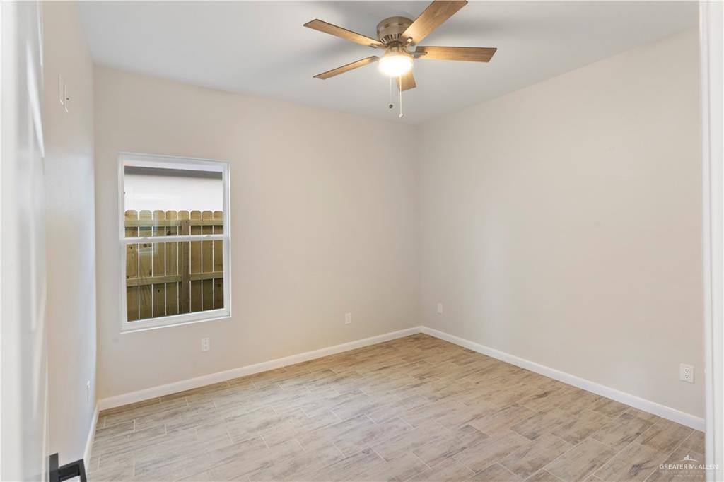 1233 Country Club Drive, Alamo, TX 78589