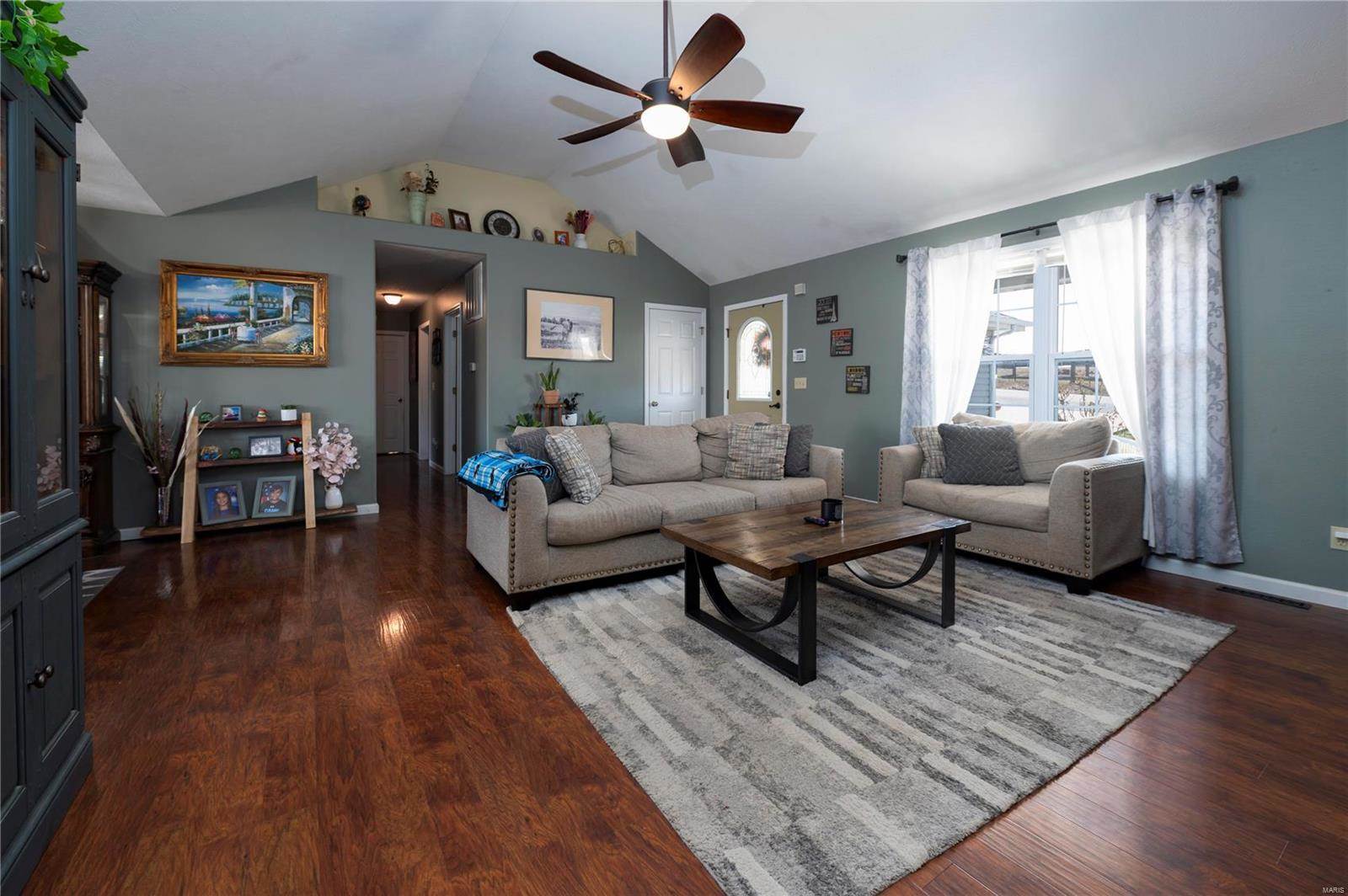 19421 Laveille Road, Waynesville, MO 65583