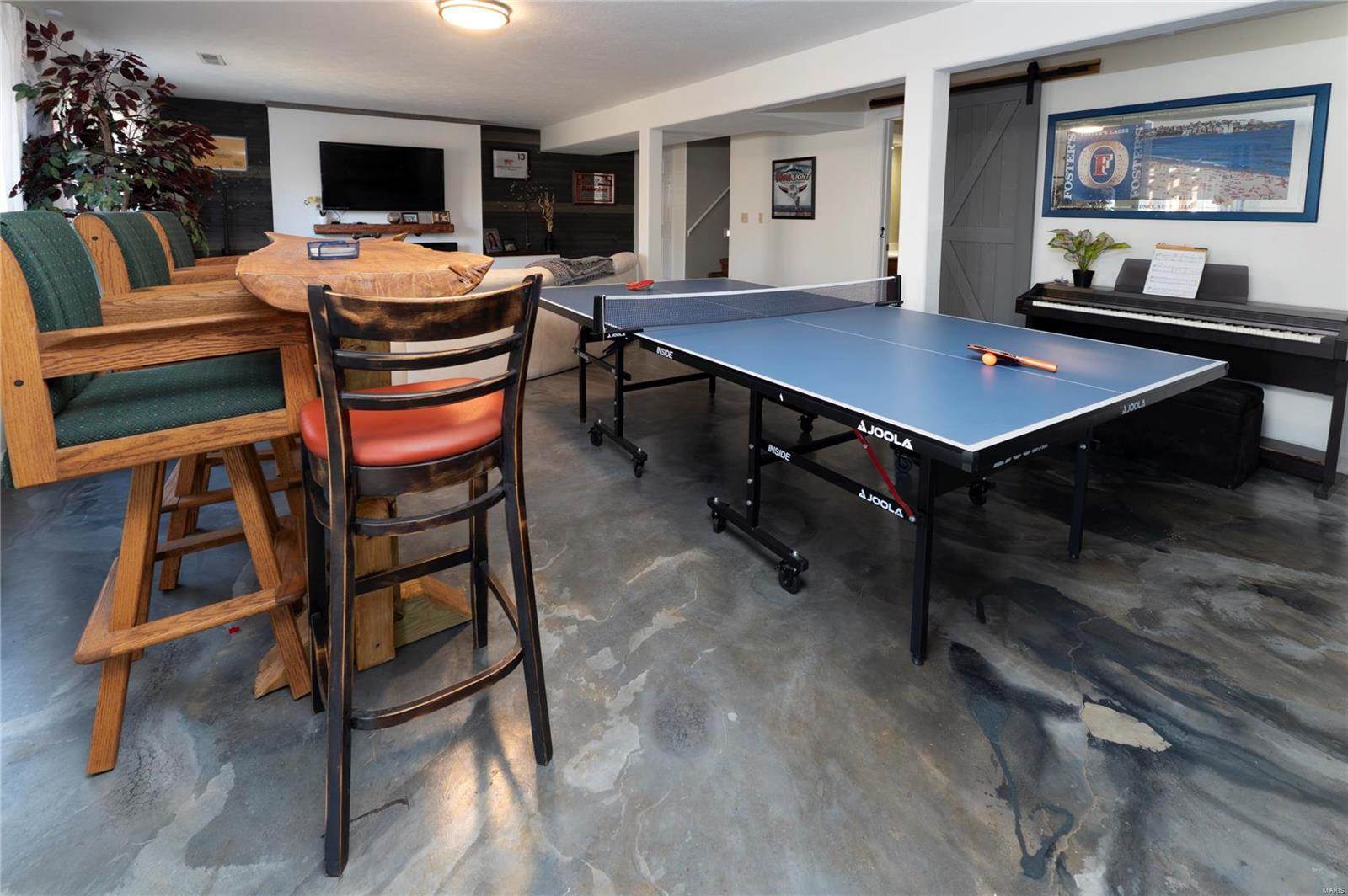 19421 Laveille Road, Waynesville, MO 65583