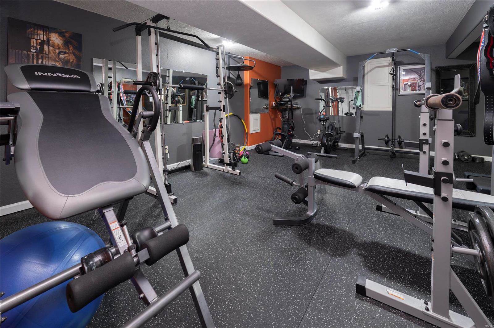 19421 Laveille Road, Waynesville, MO 65583