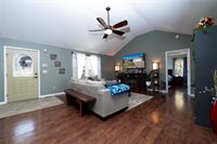 19421 Laveille Road, Waynesville, MO 65583