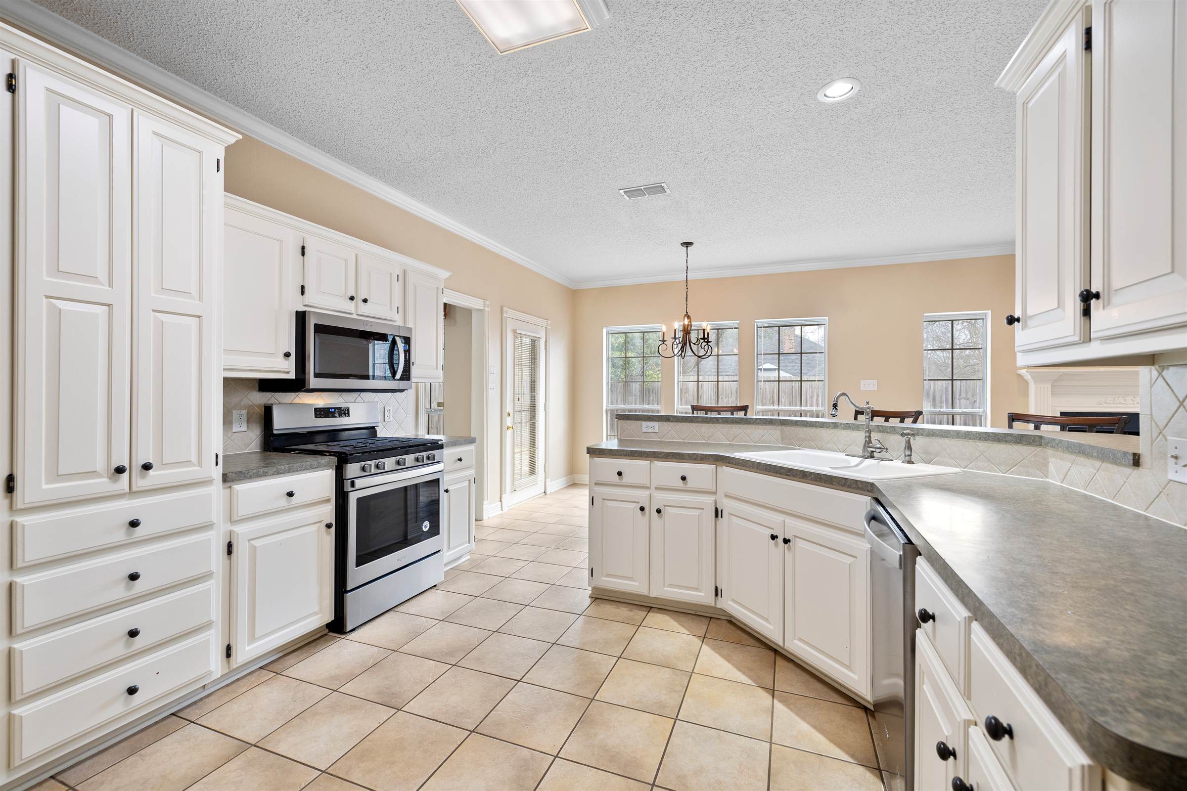 16741 Terrebonne Drive, Tyler, TX 75703