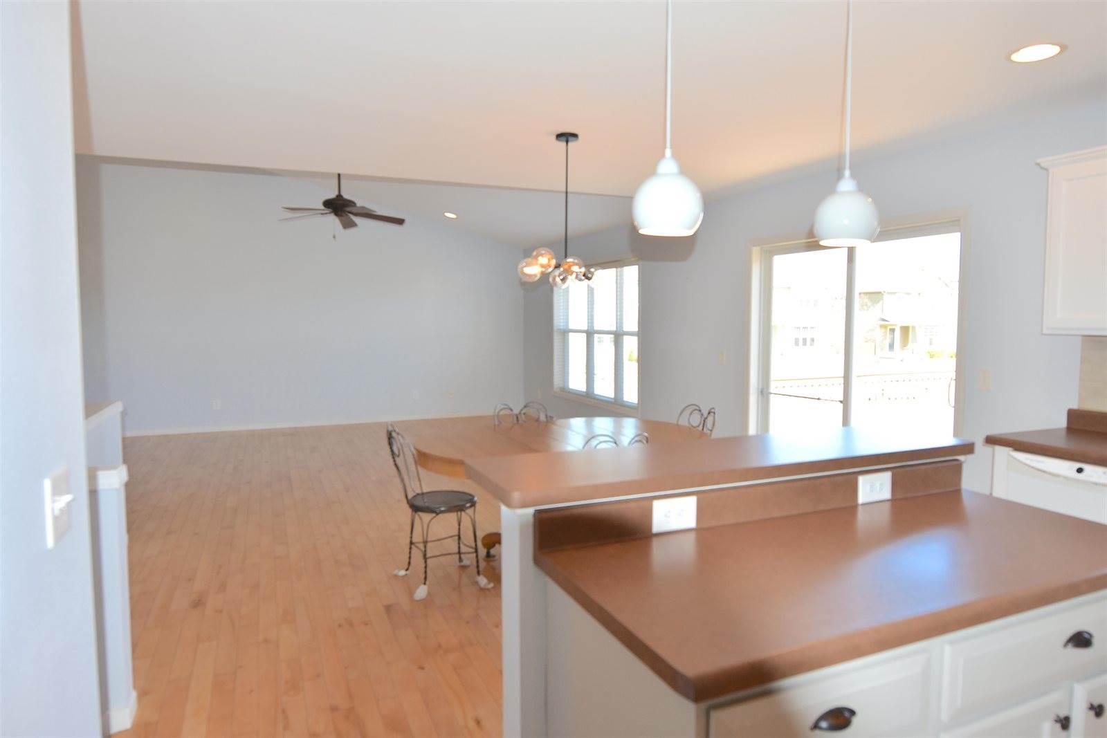 2 Littlemore, Madison, WI 53718