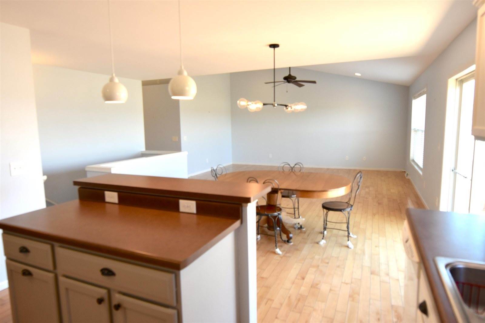 2 Littlemore, Madison, WI 53718