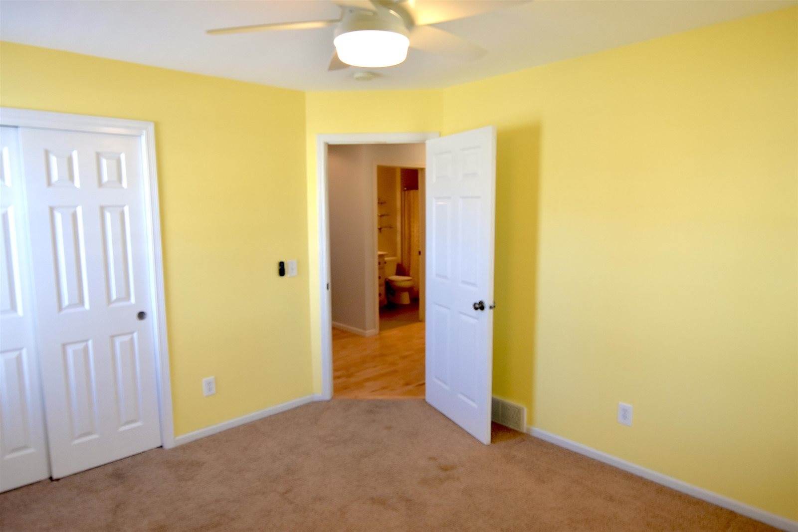 2 Littlemore, Madison, WI 53718