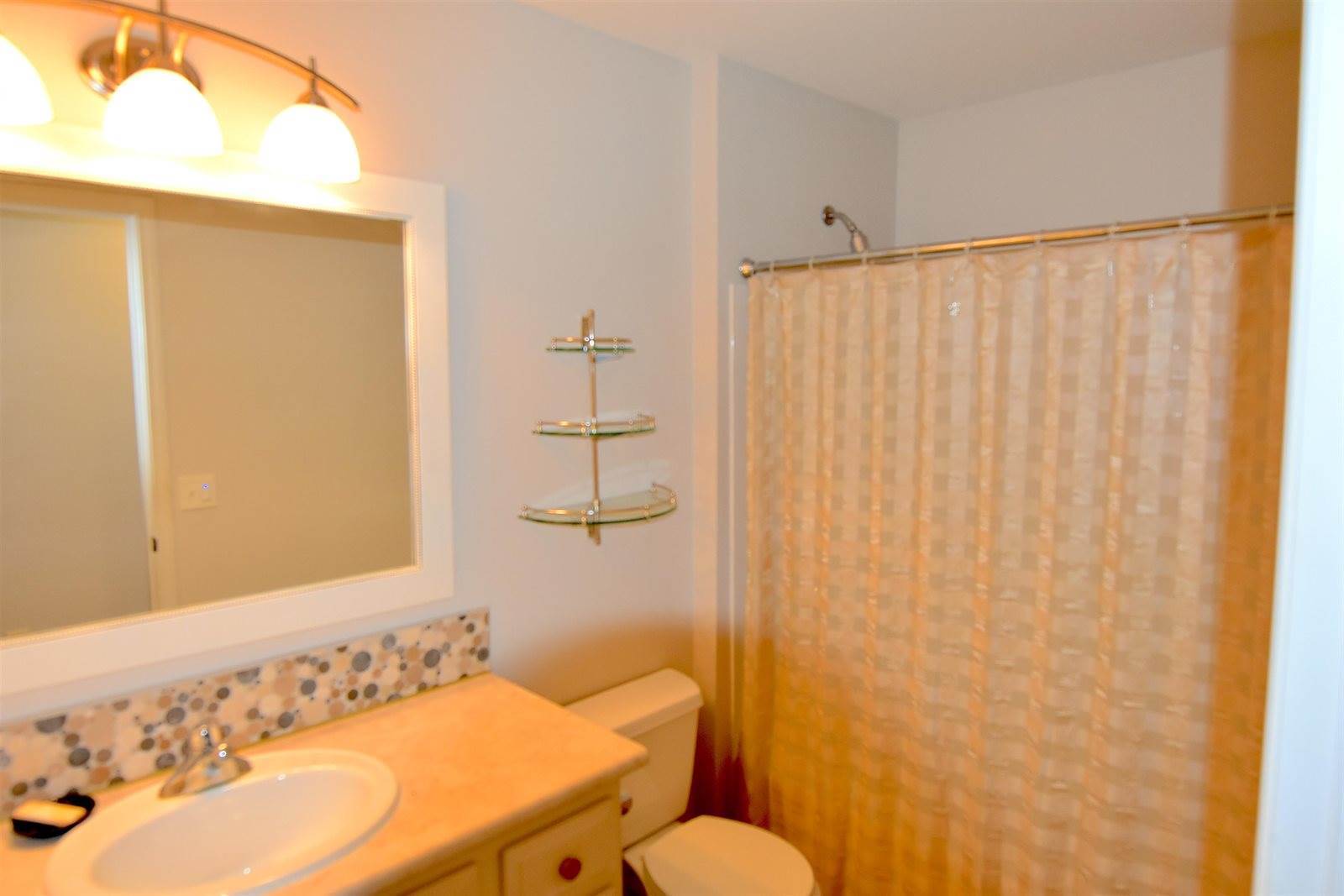 2 Littlemore, Madison, WI 53718