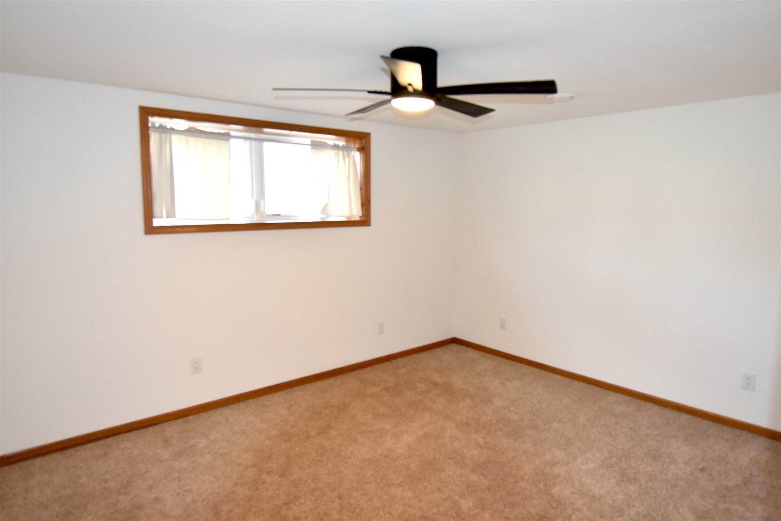 2 Littlemore, Madison, WI 53718