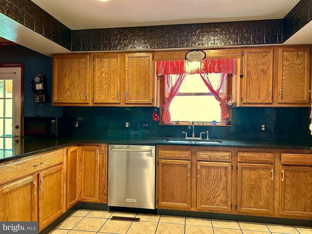 10804 Woodland Drive, Fredericksburg, VA 22407