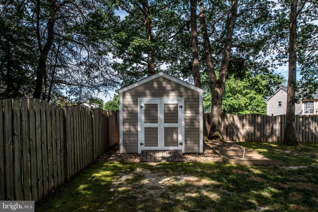 10804 Woodland Drive, Fredericksburg, VA 22407