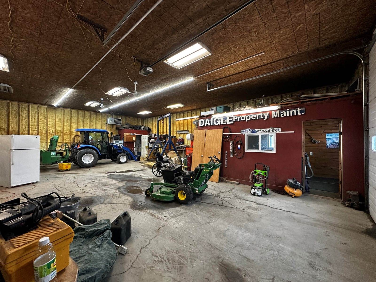 27 State Road, Presque Isle, ME 04769