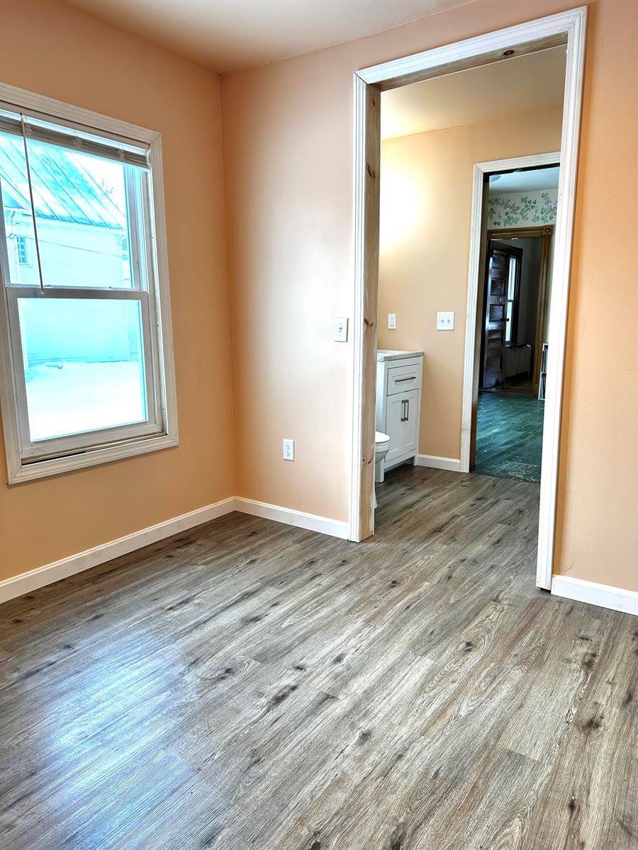 13 Maple Street, Skowhegan, ME 04976