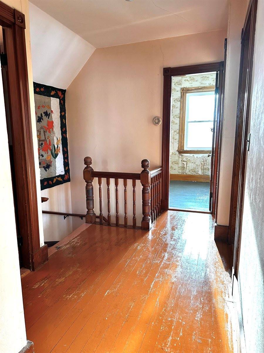 13 Maple Street, Skowhegan, ME 04976