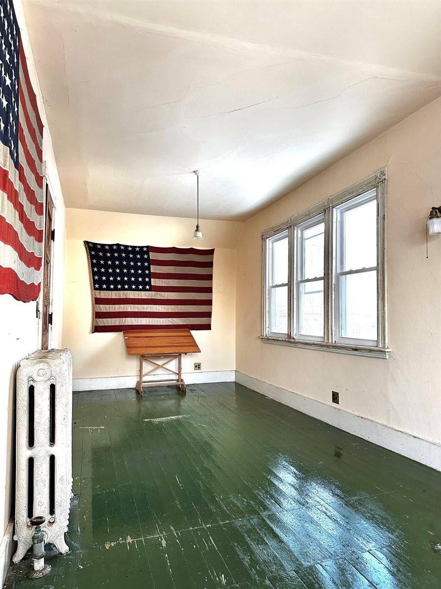 13 Maple Street, Skowhegan, ME 04976
