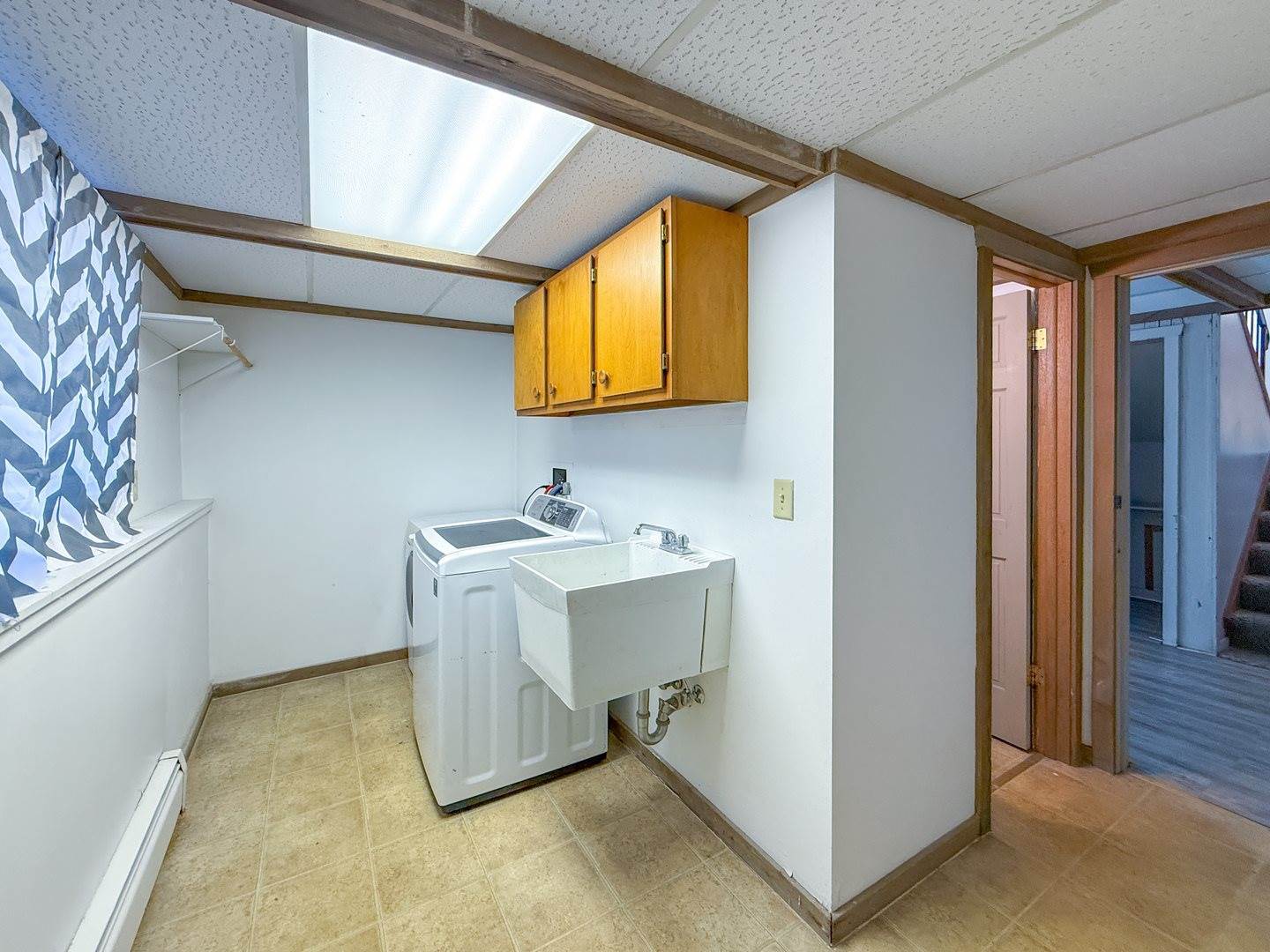 710 North Greenfield Drive, Freeport, IL 61032