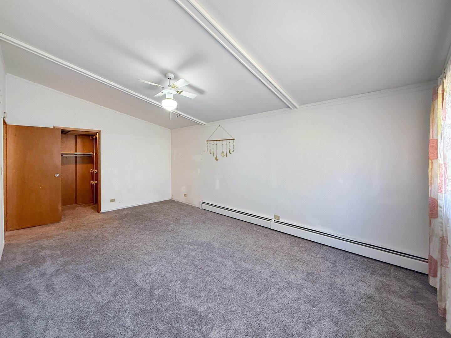 710 North Greenfield Drive, Freeport, IL 61032