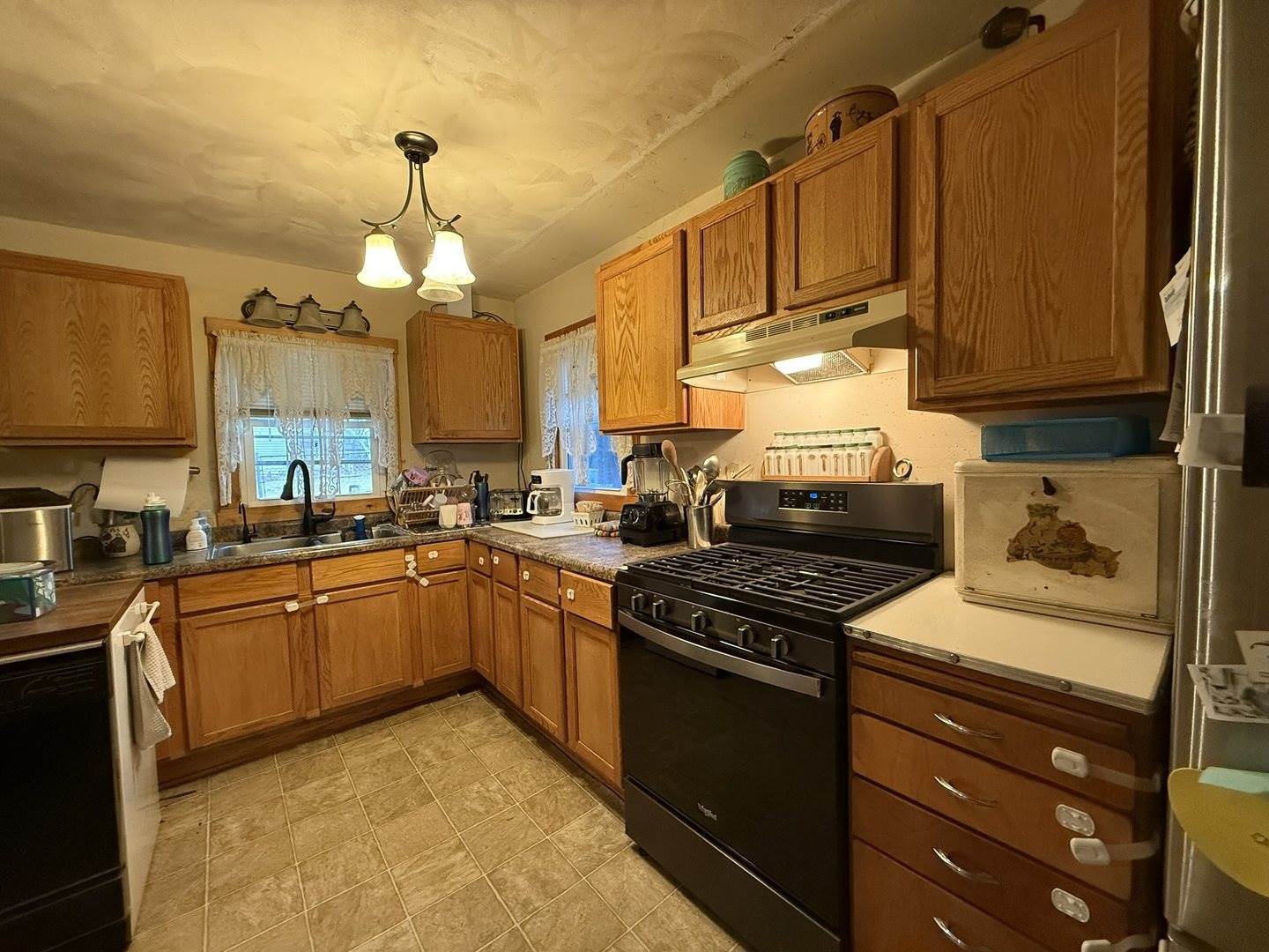 108 Washington Street, Ridott, IL 61067