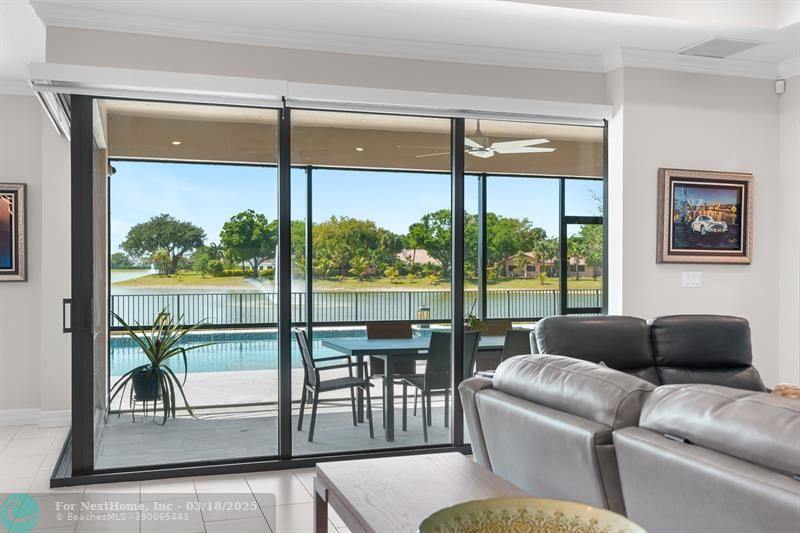 4619 Pinehurst Trail West, Oakland Park, FL 33309